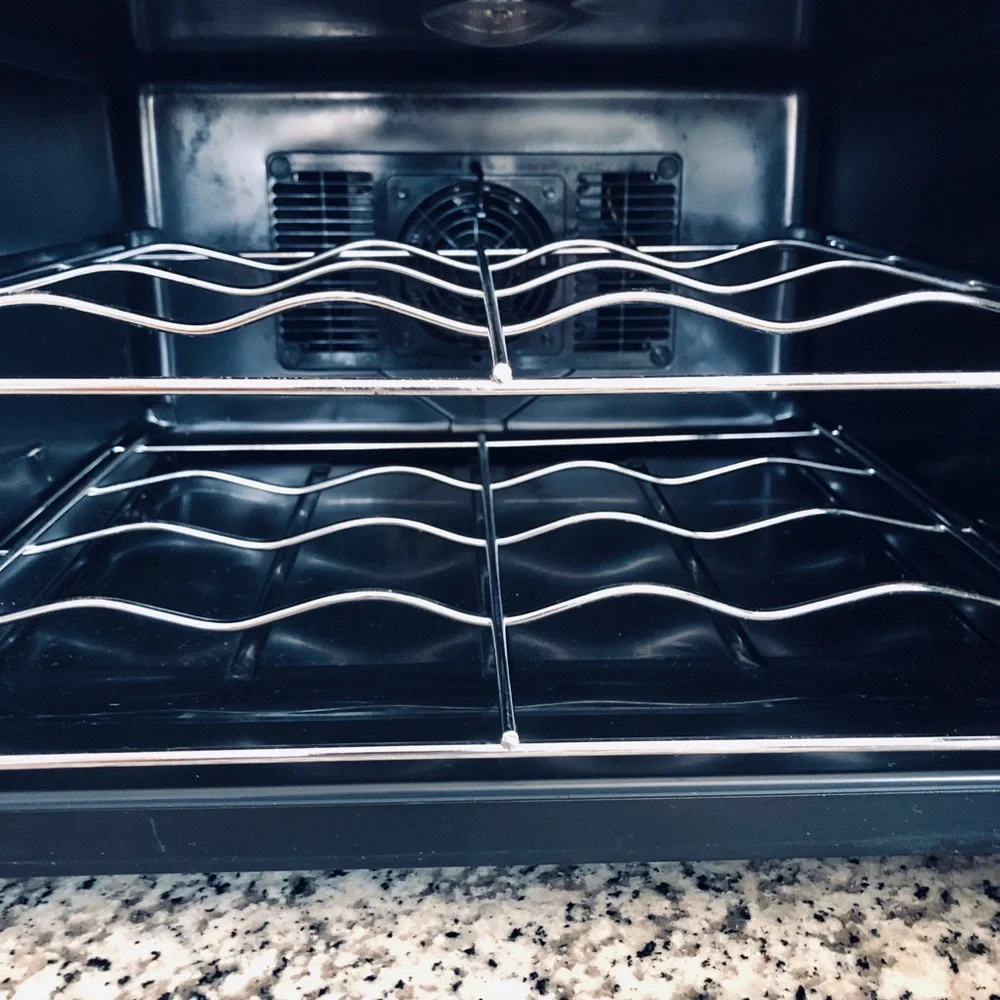 Emerson 8- Bottle Countertop Wine Cooler